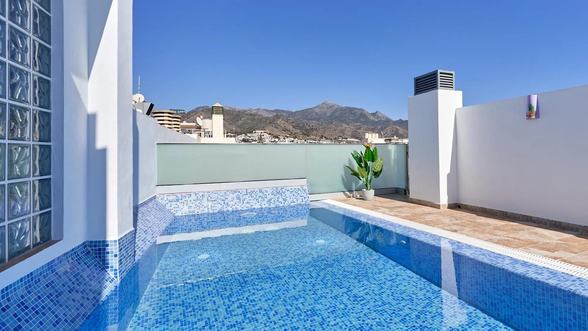 Nerja Boutique 101 Deluxe Apartment